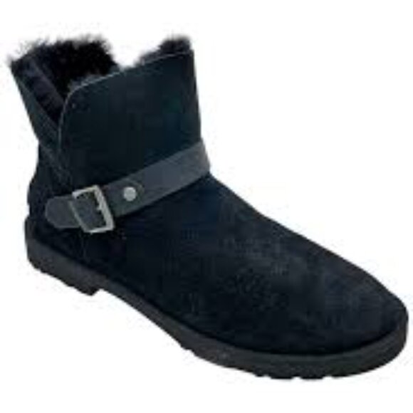 UGG Shoes - UGG Romely Short Buckle Boot Black Suede Fur Lined Women’s Size 7
